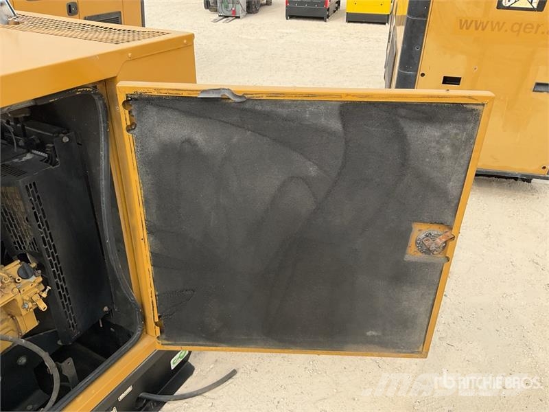 CAT DE22E-3 22 kVA Skid-Mounted Generator Set Diesel Generators