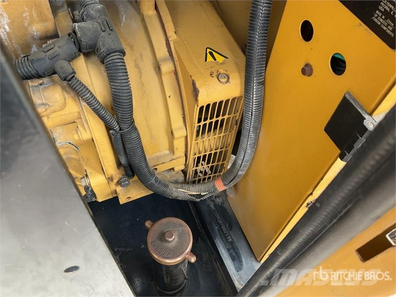 CAT DE22E-3 22 kVA Skid-Mounted Generator Set Diesel Generators