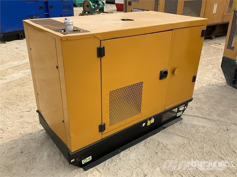 CAT DE22E-3 22 kVA Skid-Mounted Generator Set Diesel Generators