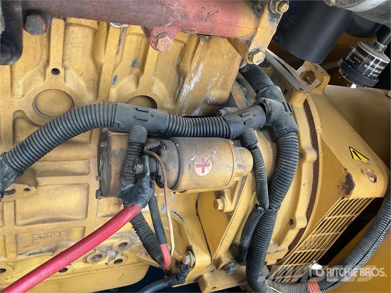CAT DE22E-3 22 kVA Skid-Mounted Generator Set Diesel Generators