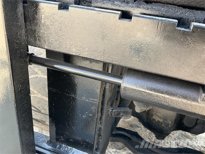 CAT DE30NT 3 ton 3 Ton Forklift Kahveltõstukid - muud