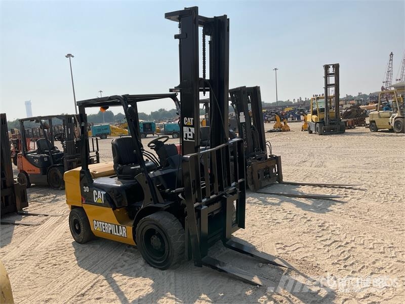 CAT DE30NT 3 ton 3 Ton Forklift Kahveltõstukid - muud