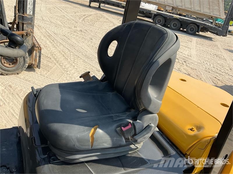 CAT DP30NT 3 ton Forklift شاحنات ذات رافعات شوكية - أخرى