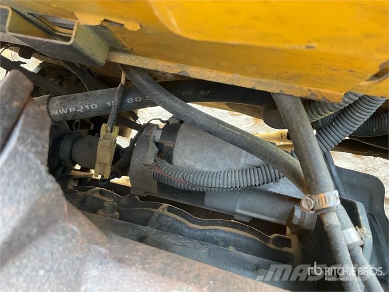 CAT DP30NT 3 ton Forklift شاحنات ذات رافعات شوكية - أخرى