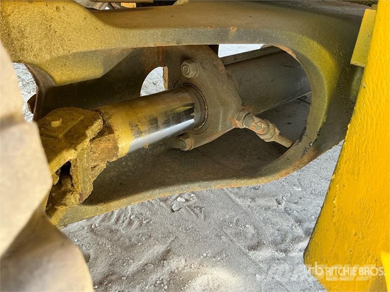 CAT DP40K1 4 ton Forklift Kahveltõstukid - muud