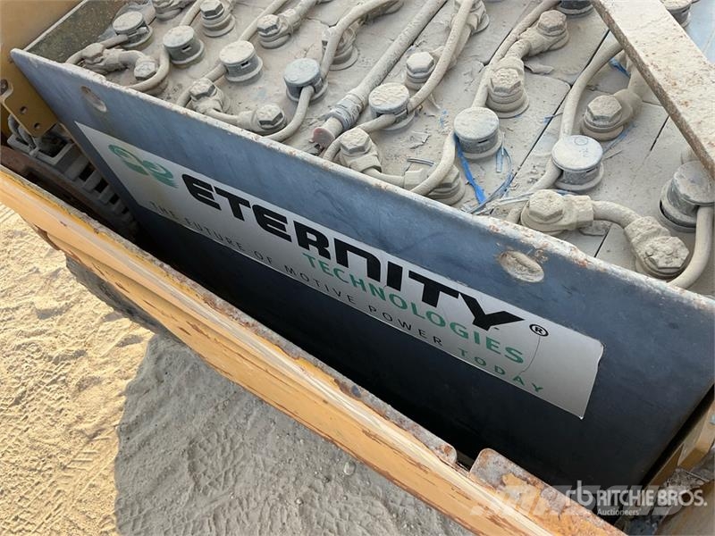 CAT EP25K-PAC 2.5 ton Electric Forklift Elektritõstukid