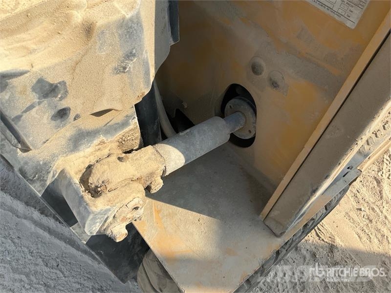 CAT EP25K-PAC 2.5 ton Electric Forklift Elektritõstukid