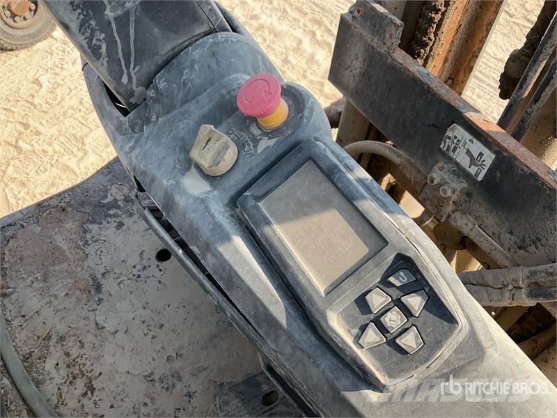 CAT EP25N 2.5 ton Electric Forklift Elektritõstukid