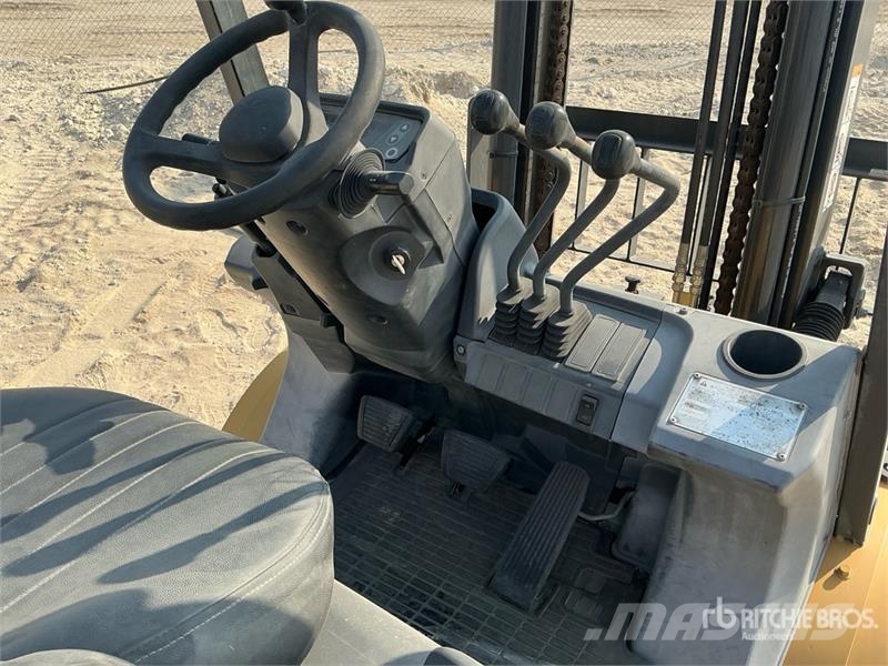 CAT GP30NT 3 ton Forklift Targoncák-Egyéb