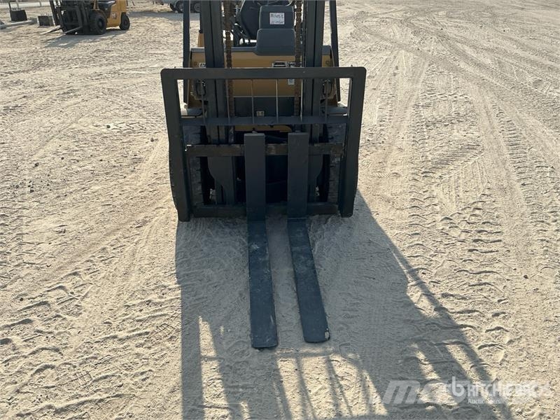 CAT GP30NT 3 ton Forklift Targoncák-Egyéb