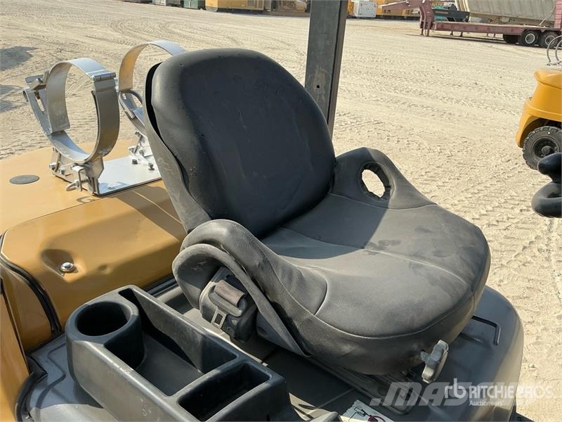 CAT GP30NT 3 ton Forklift Targoncák-Egyéb