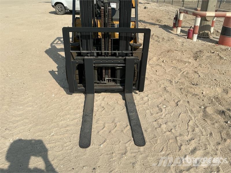 CAT GP30NT 3 ton Forklift Targoncák-Egyéb