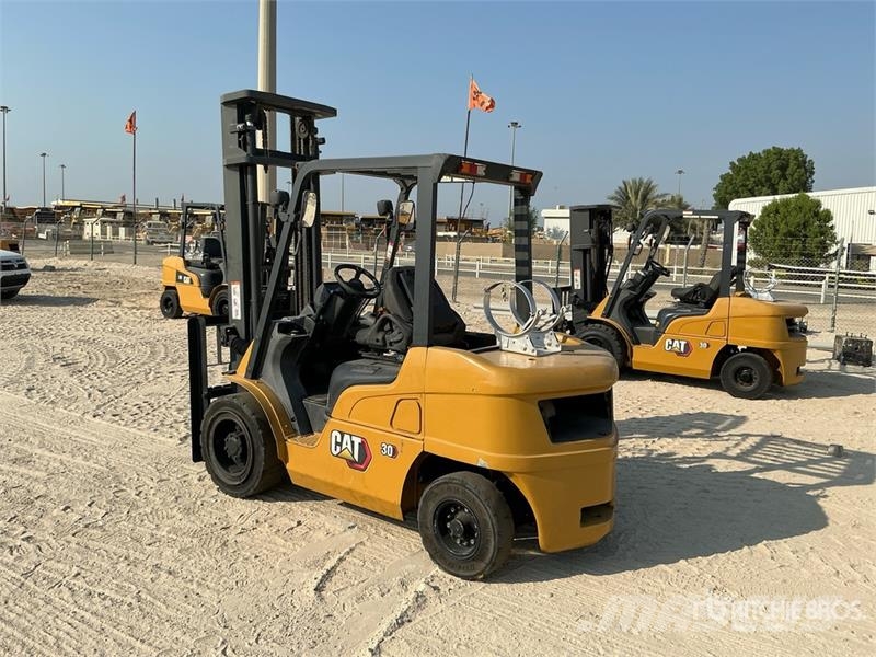 CAT GP30NT 3 ton Forklift شاحنات ذات رافعات شوكية - أخرى