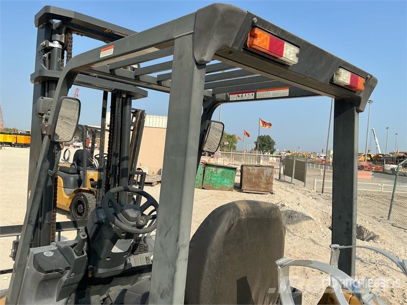 CAT GP30NT 3 ton Forklift Targoncák-Egyéb