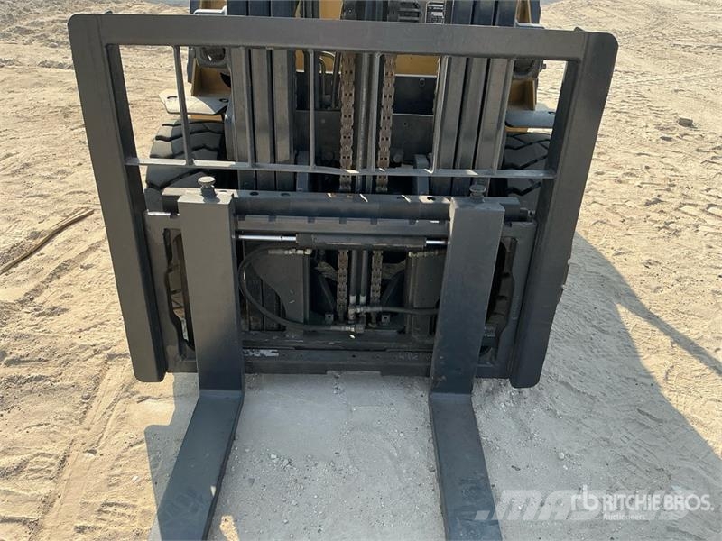 CAT GP30NT 3 ton Forklift Targoncák-Egyéb
