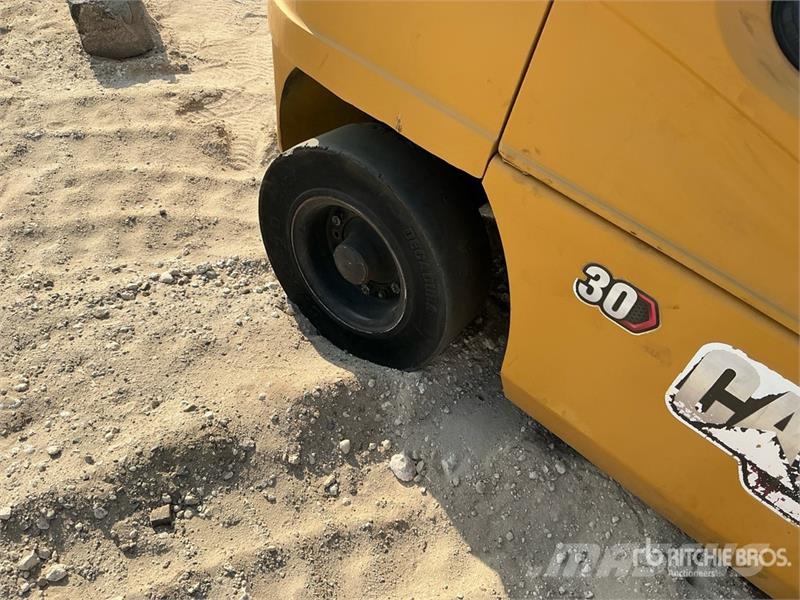CAT GP30NT 3 ton Forklift Targoncák-Egyéb