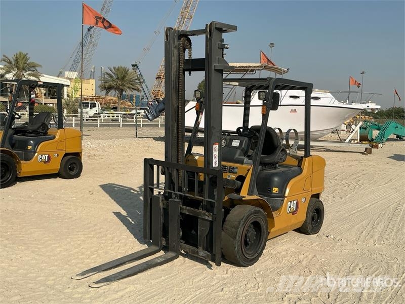CAT GP30NT 3 ton Forklift شاحنات ذات رافعات شوكية - أخرى