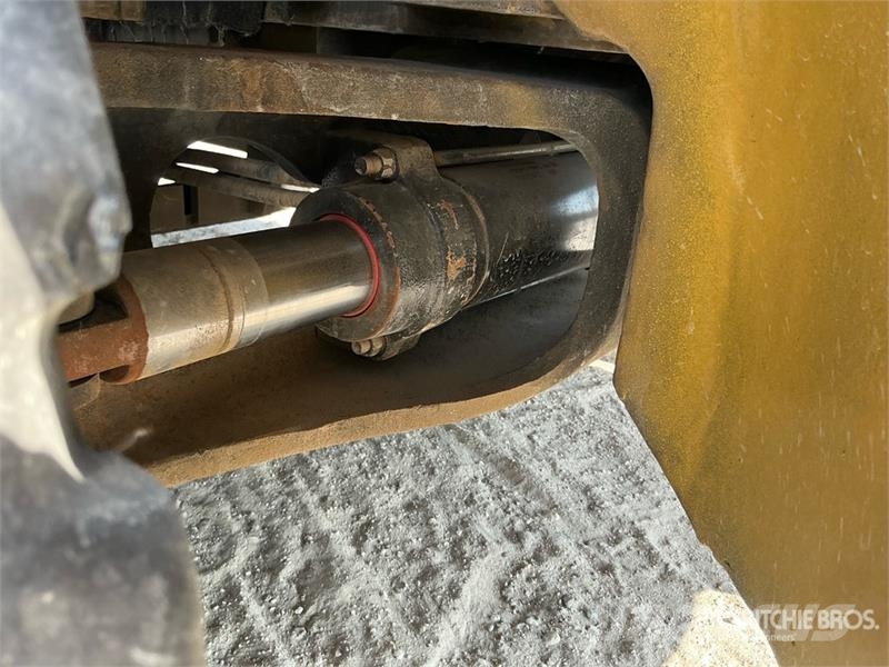 CAT GP30NT 3 ton Forklift Targoncák-Egyéb