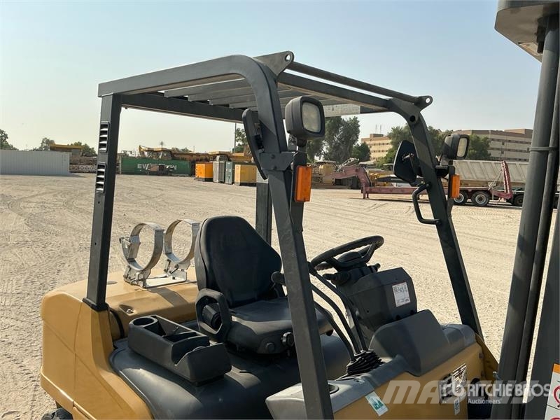 CAT GP30NT 3 ton Forklift Targoncák-Egyéb