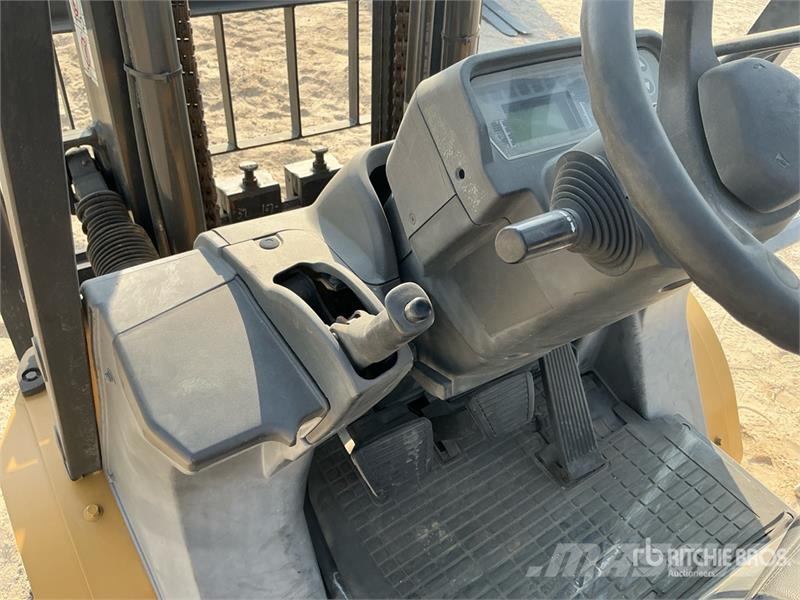 CAT GP30NT 3 ton Forklift Targoncák-Egyéb