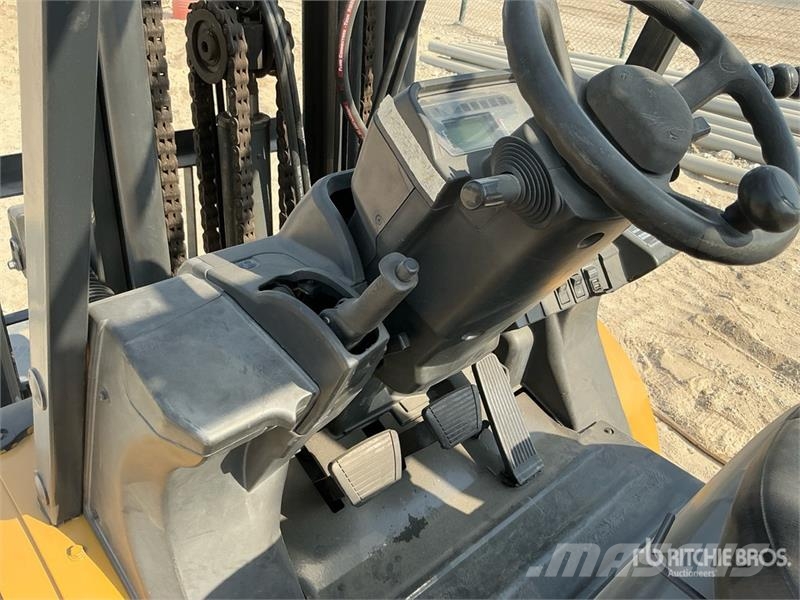 CAT GP30NT 3 ton Forklift Targoncák-Egyéb