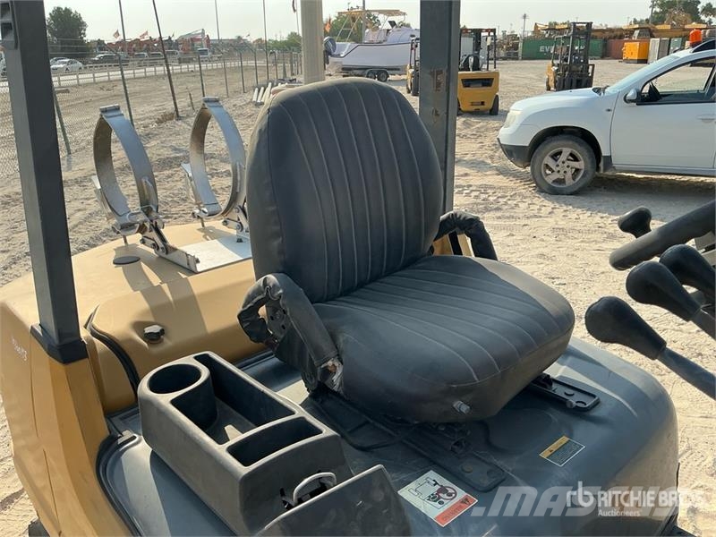 CAT GP30NT 3 ton Forklift Targoncák-Egyéb