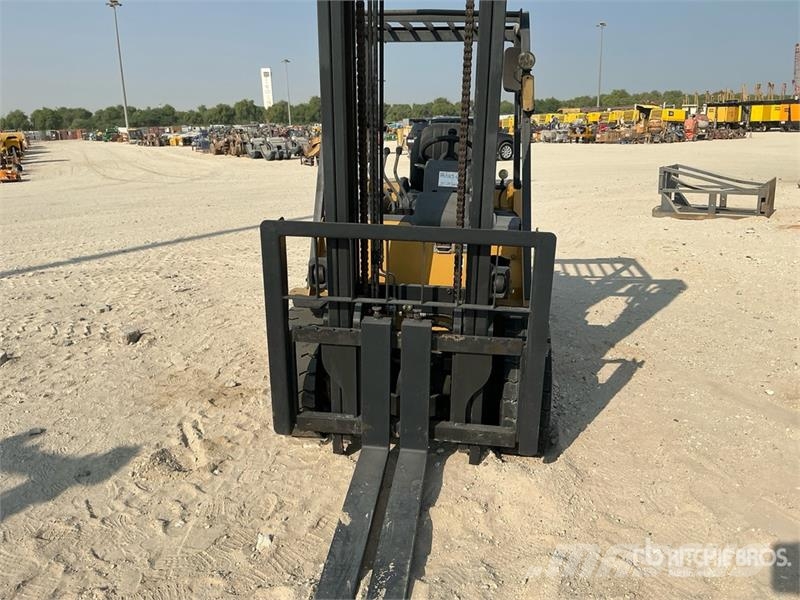 CAT GP30NT 3 ton Forklift Targoncák-Egyéb