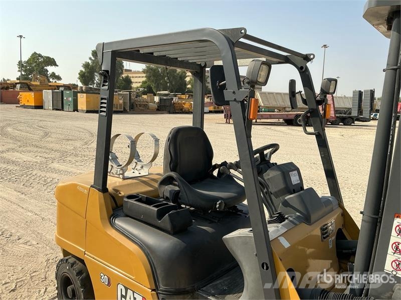 CAT GP30NT 3 ton Forklift Targoncák-Egyéb