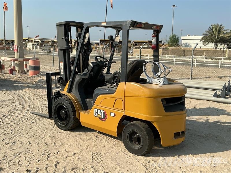 CAT GP30NT 3 ton Forklift شاحنات ذات رافعات شوكية - أخرى