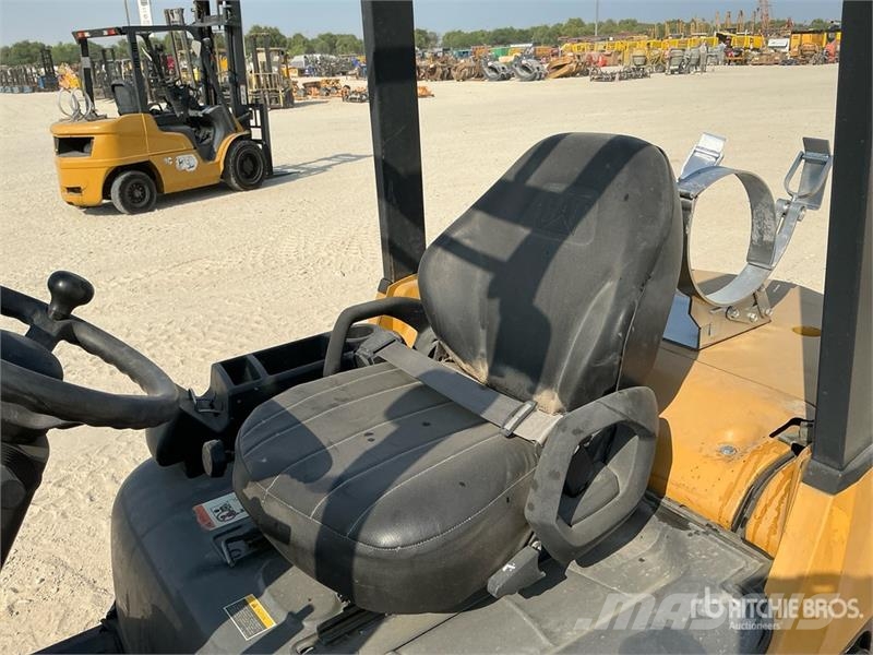 CAT GP30NT 3 ton Forklift Targoncák-Egyéb