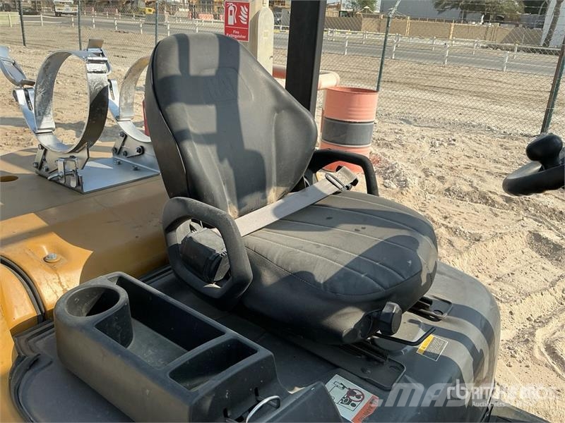CAT GP30NT 3 ton Forklift Targoncák-Egyéb