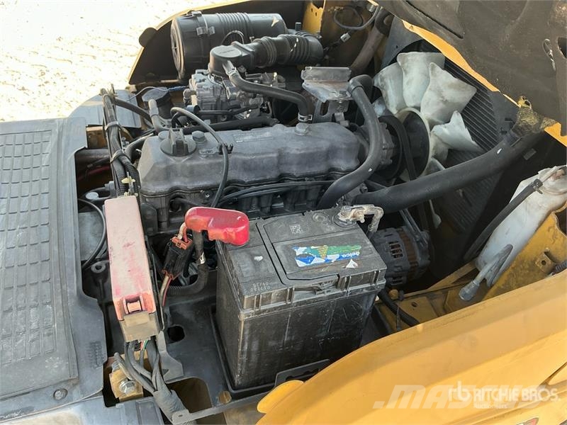 CAT GP30NT 3 ton Forklift Targoncák-Egyéb
