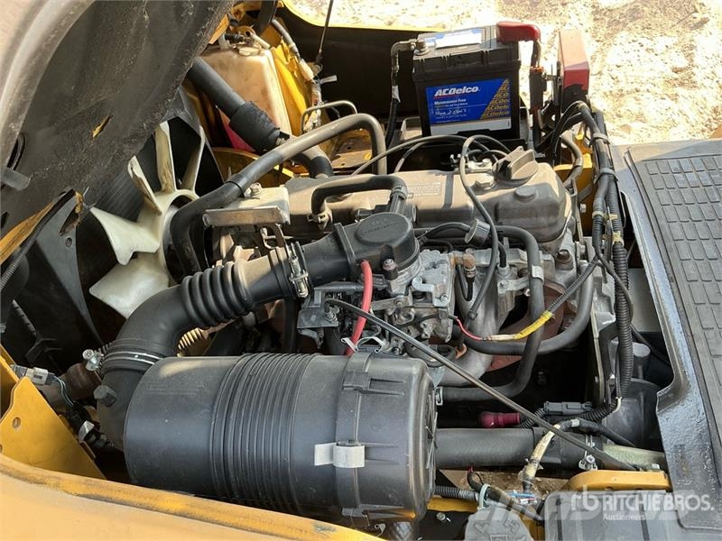 CAT GP30NT 3 ton Forklift Targoncák-Egyéb