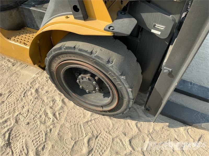 CAT GP30NT 3 ton Forklift Targoncák-Egyéb