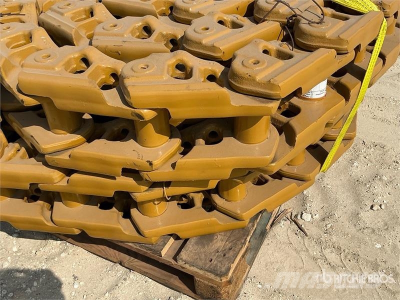 CAT of (2) Cat Track Link Assembly - Fits Cat D8R مكونات أخرى