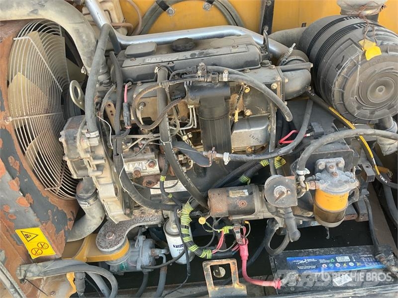CAT TH414 مناولات متداخلة