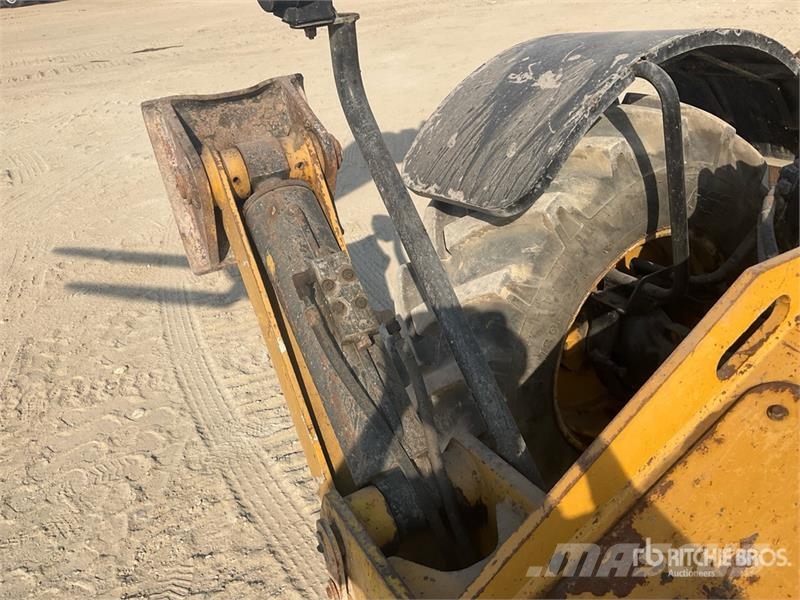 CAT TH414 مناولات متداخلة