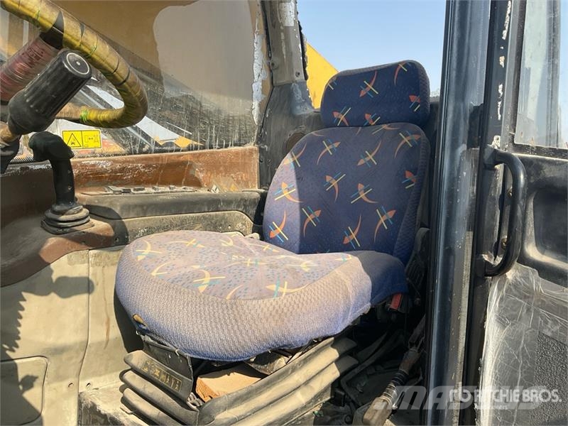 CAT TH414 مناولات متداخلة