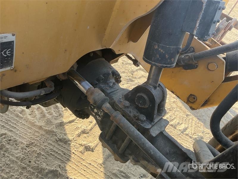 CAT TH414 مناولات متداخلة