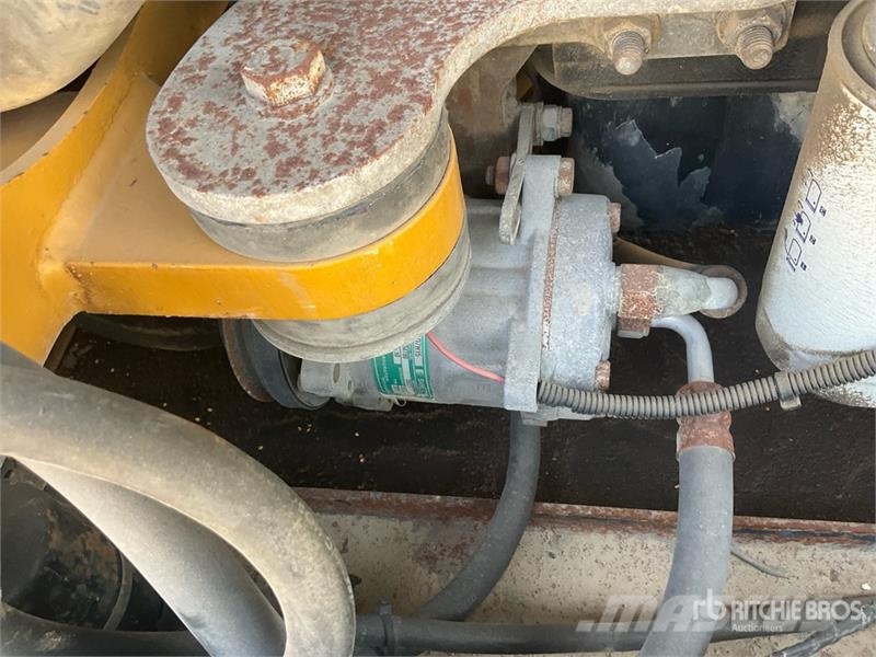 CAT TH414 مناولات متداخلة