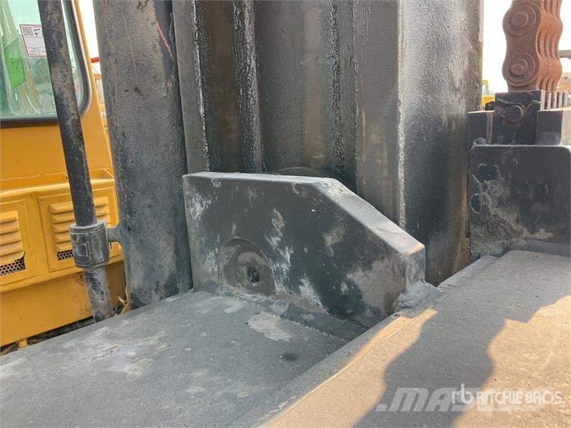 CAT V550 25 ton Forklift Другие складские механизмы