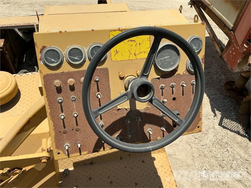 Cedarapids CR461 Finisseur