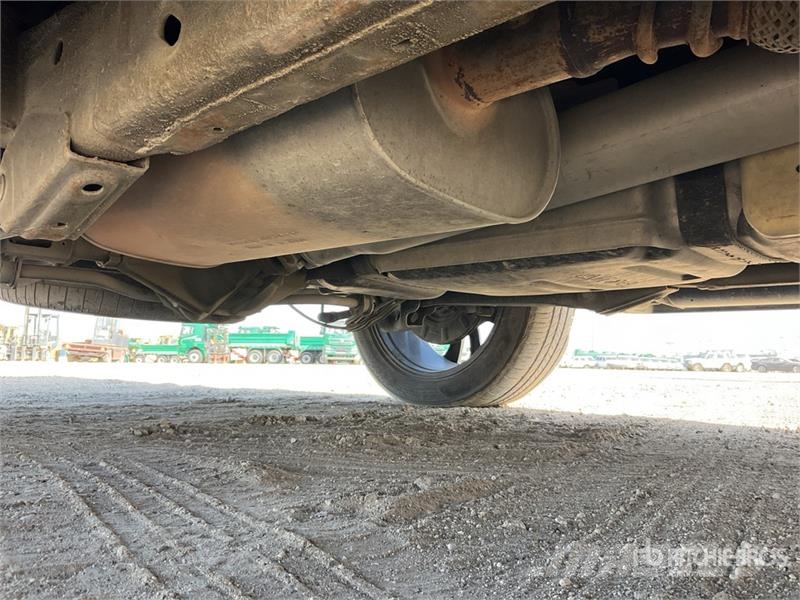 Chevrolet Tahoe 2WD SUV Cars