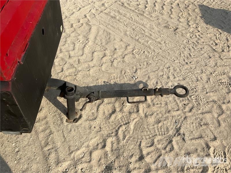 Chicago Pneumatic CPS130DD Mobile Air Compressor مكابس