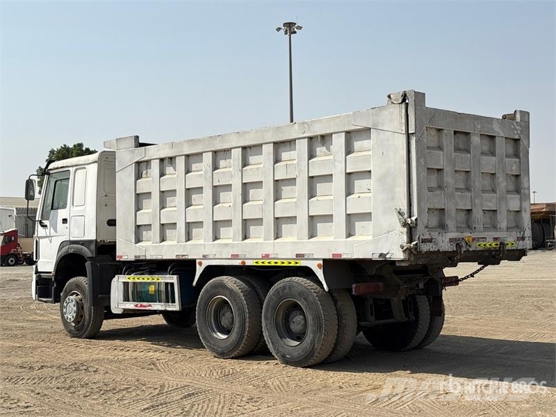 CNHTC ZZ3257N4147E1 Howo 360 6x4 T/A Dump Truck Tipper trucks