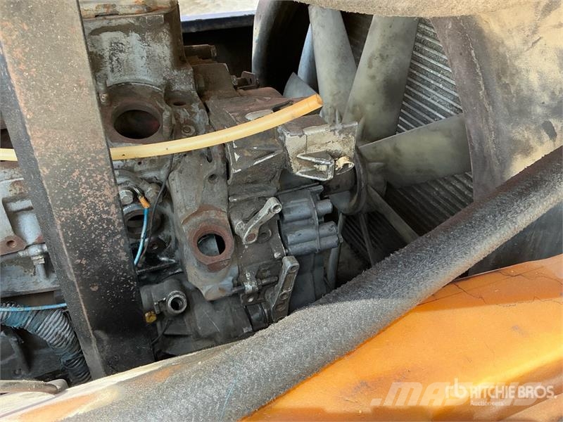 Compair C76 Mobile Air Compressor (Inoperable) مكابس