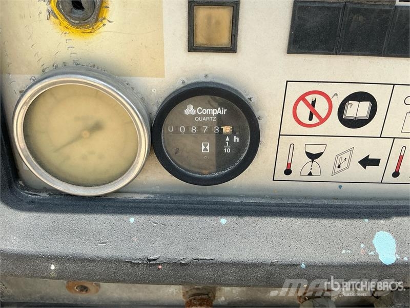 Compair C76 Mobile Air Compressor (Inoperable) مكابس
