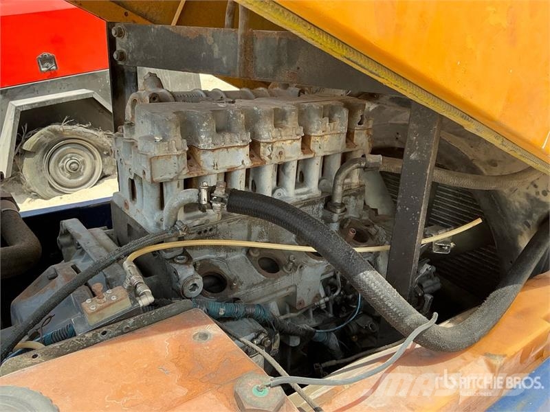 Compair C76 Mobile Air Compressor (Inoperable) مكابس