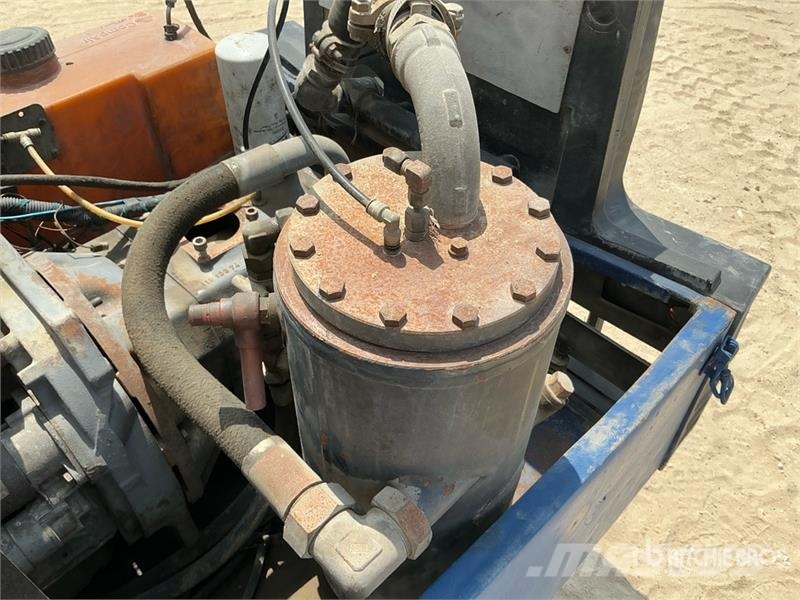 Compair C76 Mobile Air Compressor (Inoperable) مكابس
