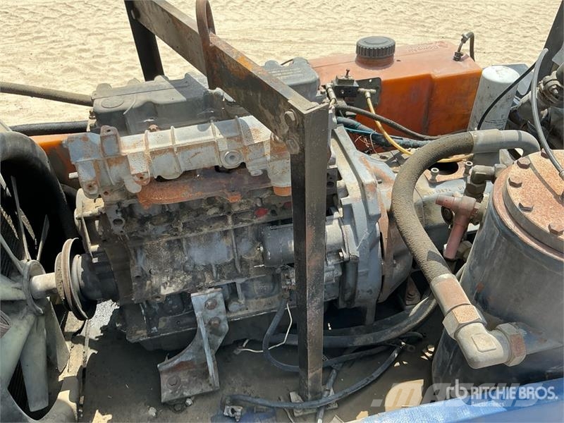 Compair C76 Mobile Air Compressor (Inoperable) مكابس